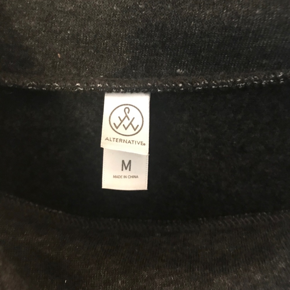 New Cropped Sweatshirt - Picture 2 of 2